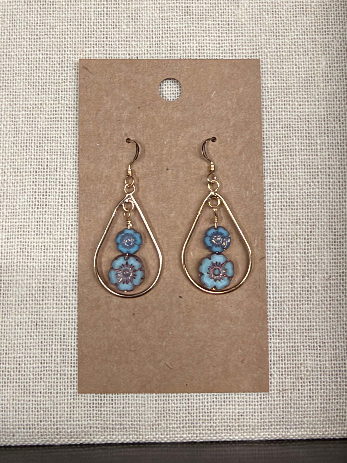 Earrings: Czech glass